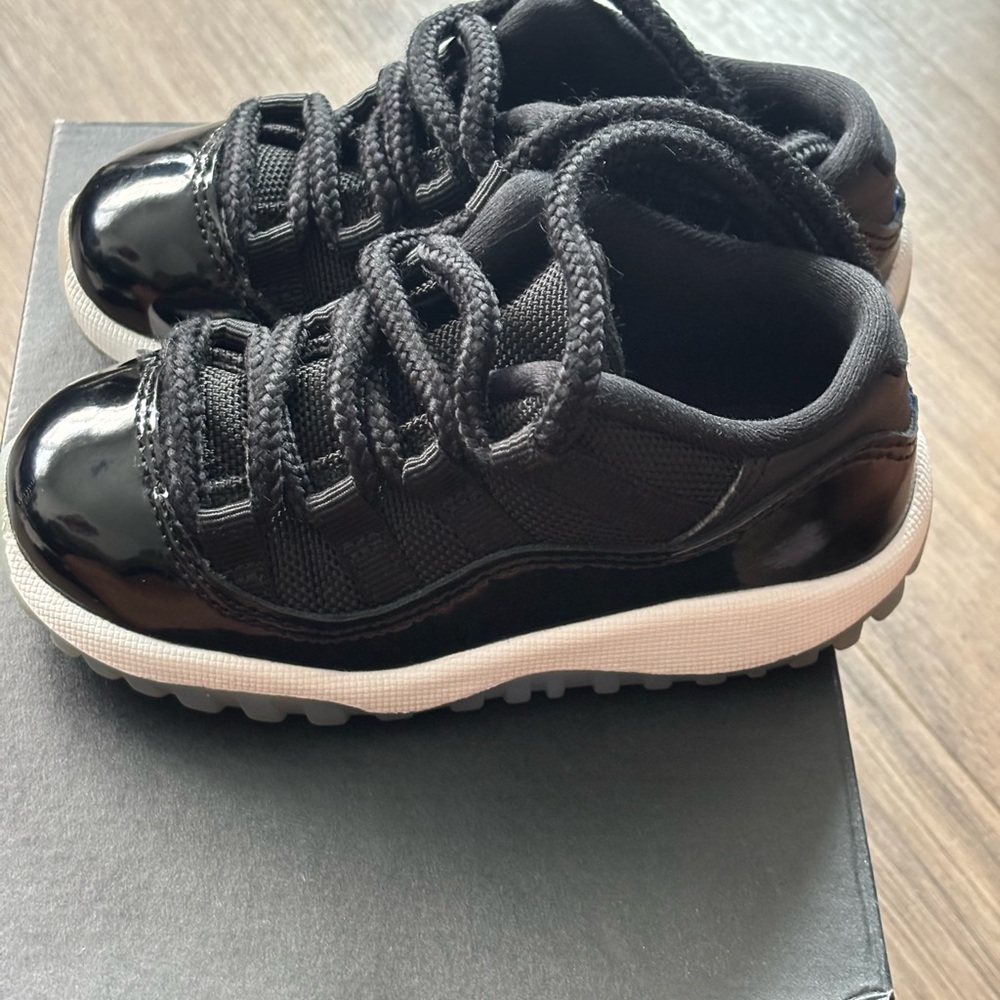 Jordan 11 Retro Low -Toddler